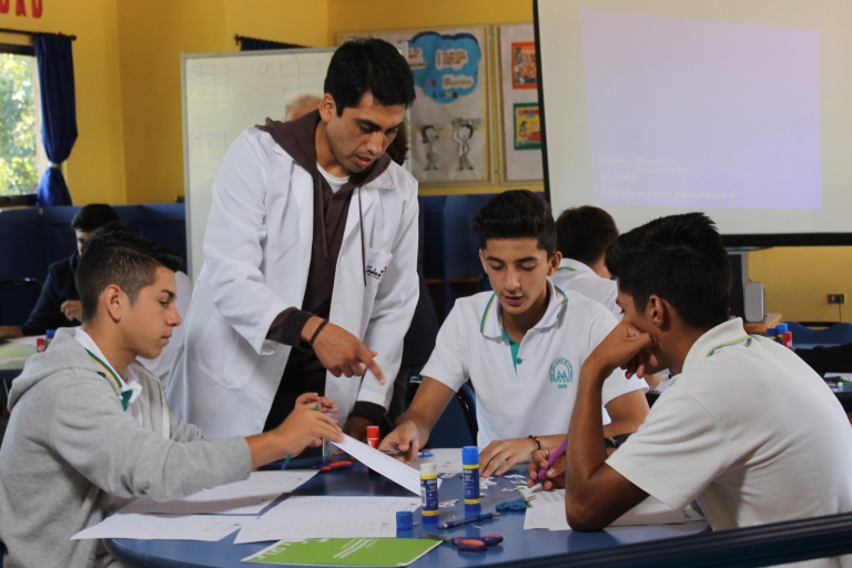 Abrimos más cupos para que nuevos profesores se integren al Seguimiento Docente